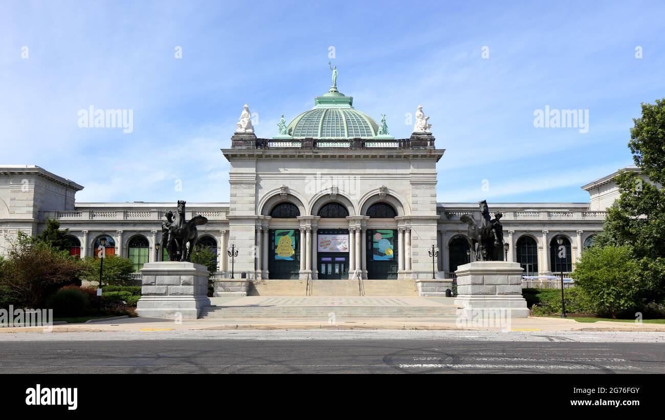 Please Touch Museum, 4231 Avenue of the Republic, Philadelphia, PA. exterior of a children's museum at Memorial Hall in Fairmount Park. Stock Photo