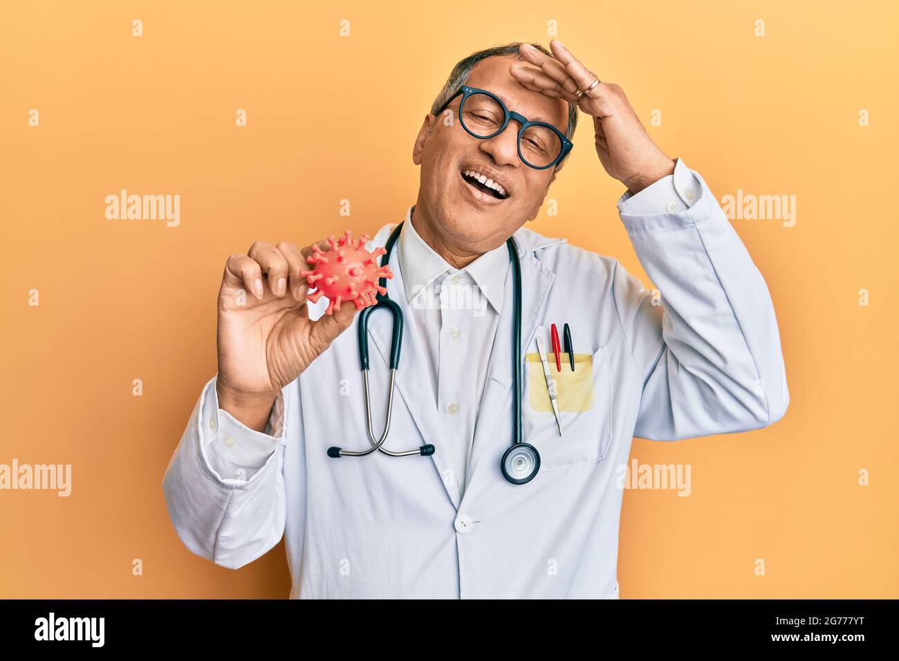 Confused indian male doctor hi-res stock photography and images - Alamy