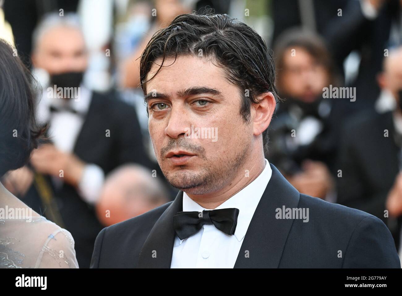 Riccardo Scamarcio attending the premiere of the movie Tre Piani during the 74th Cannes Film Festival in Cannes, France on July 11, 2021. Photo by Julien Reynaud/APS-Medias/ABACAPRESS.COM Stock Photo