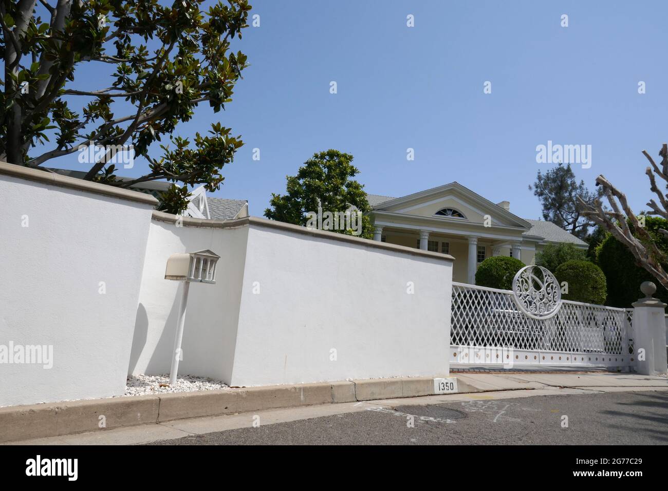 richard simmons beverly hills home