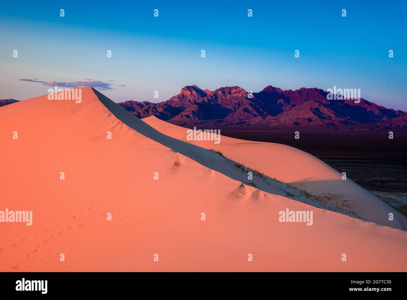 Top of Kelso dunes and Providence mountains Stock Photo