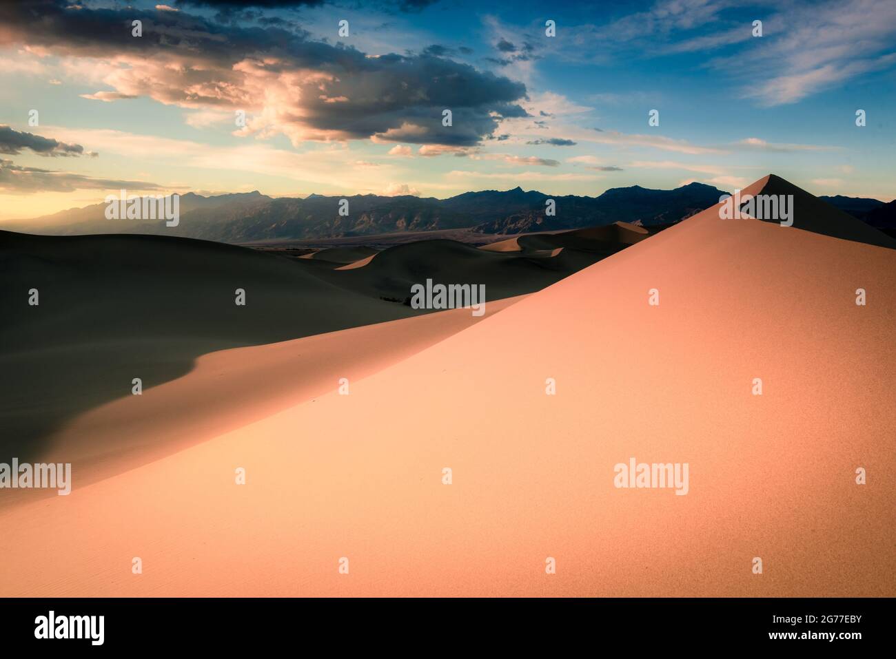 Sunset tones over Mesquite's sand dunes Stock Photo