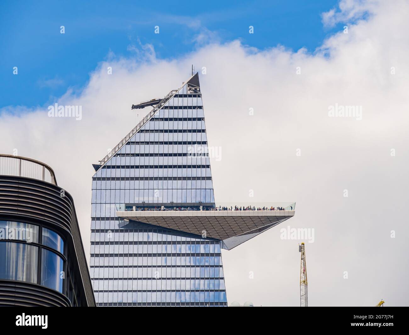 New York, JUL 4, 2021 Sunny view of the Pier 66 , Habitat Garden at