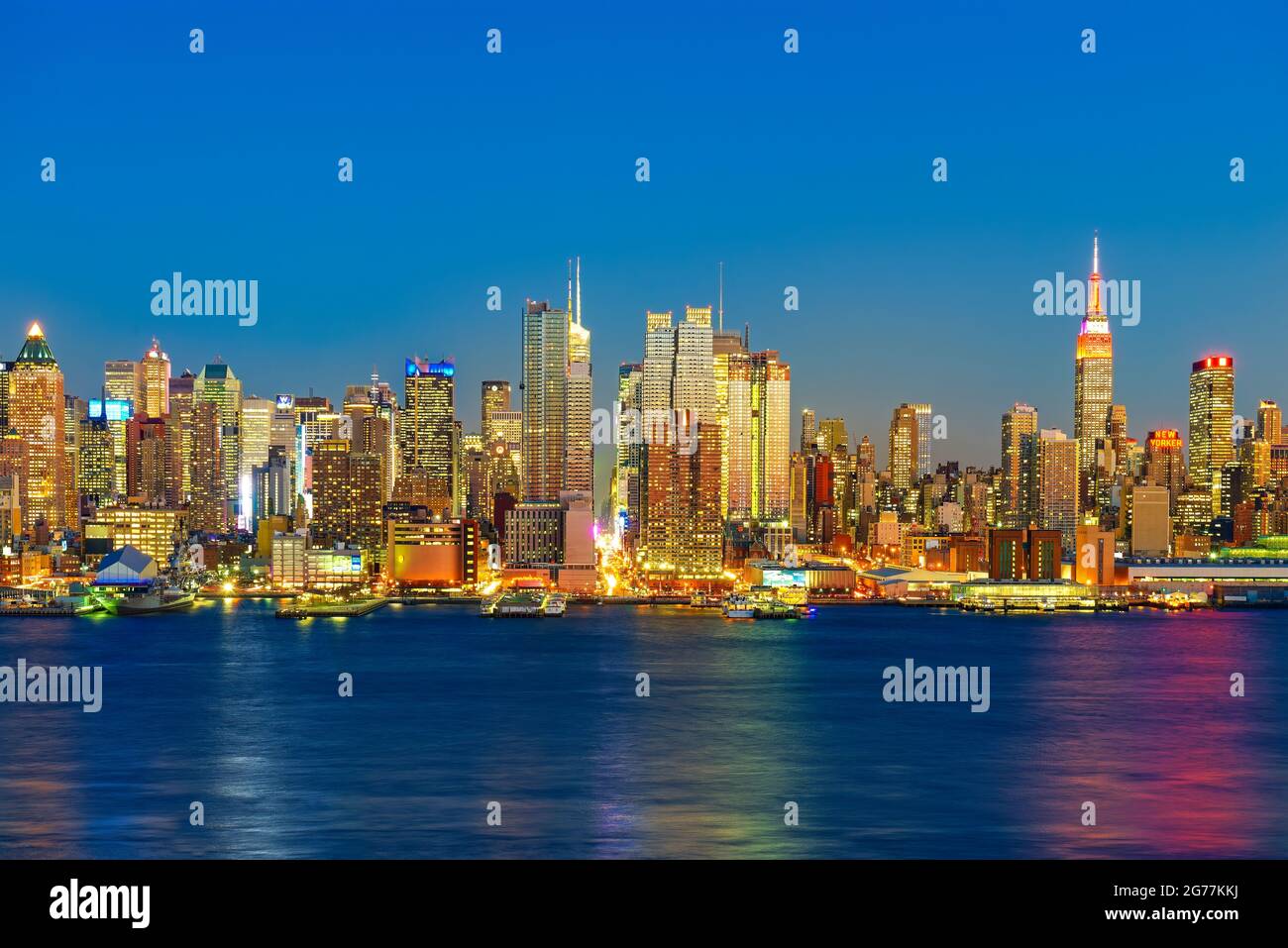Midtown skyline to west hi-res stock photography and images - Alamy