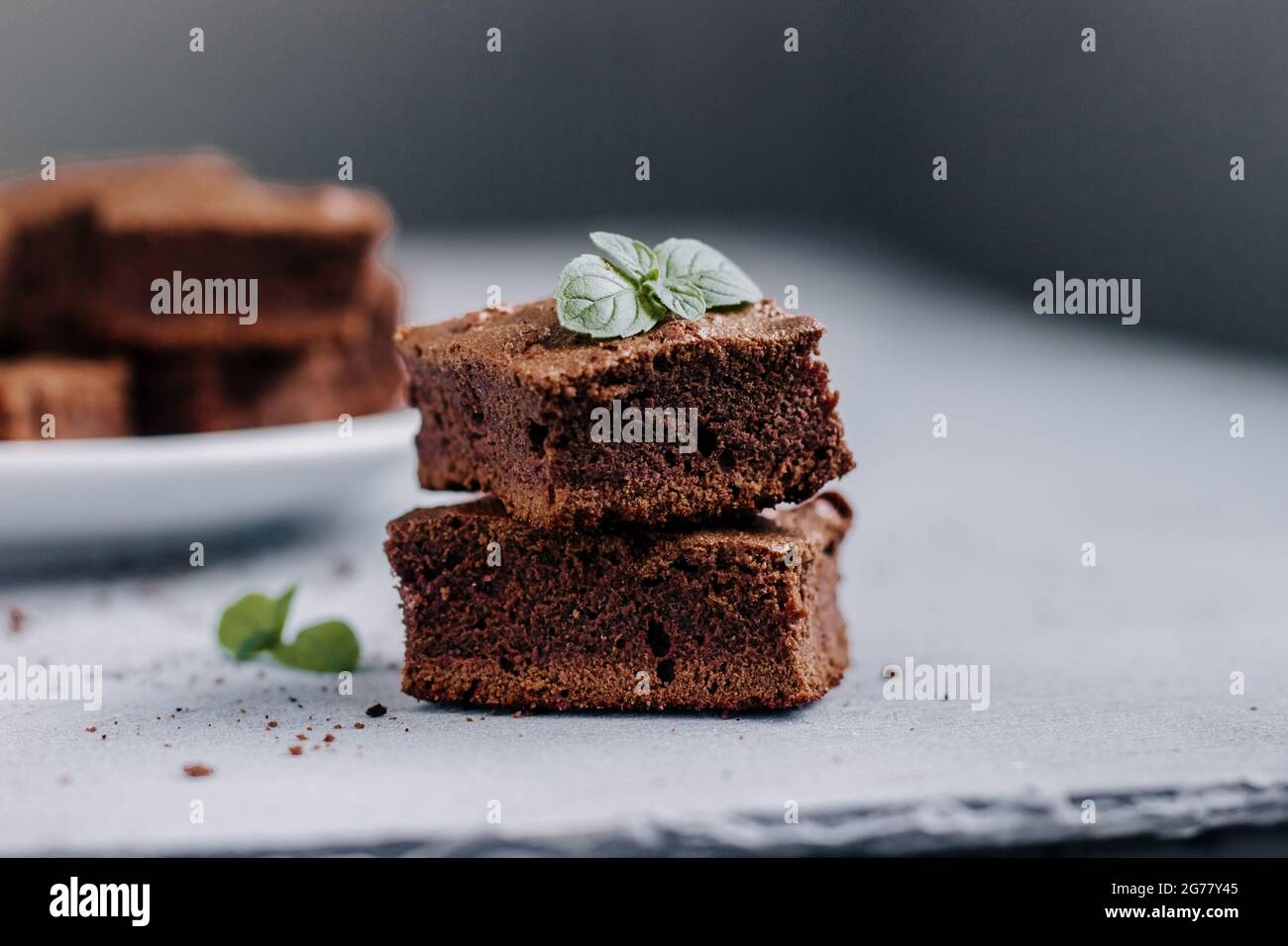 Brownie Cake Near Me Delicious Treats in Your Local Community