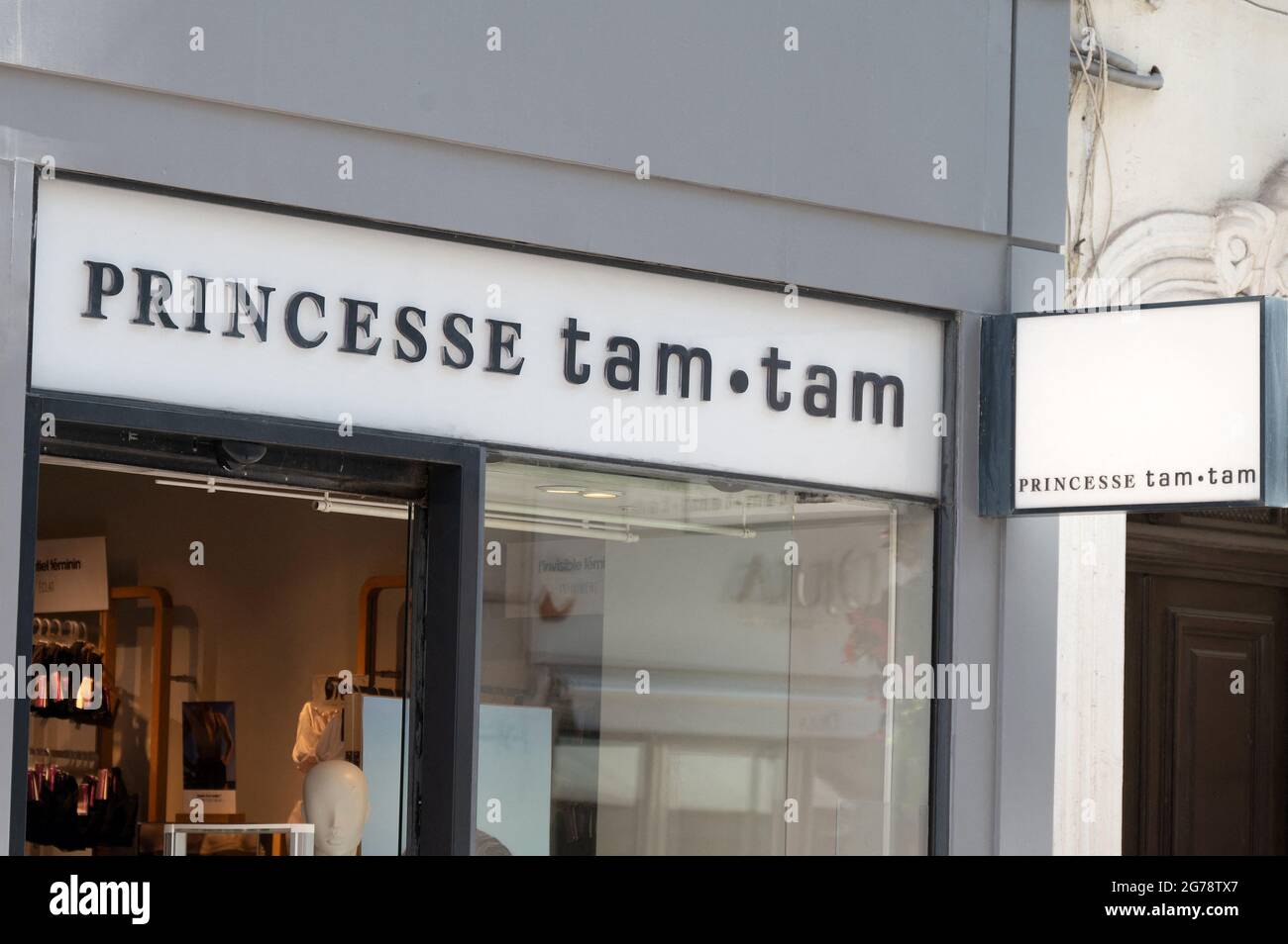 Princesse Tam Tam High Resolution Stock Photography And Images Alamy