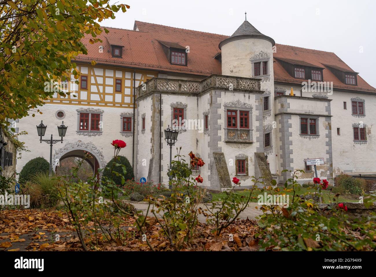 Europe, Germany, Baden-Wuerttemberg, Neckar Valley, Neckarwestheim, Liebenstein Castle, view of the gatehouse and palas of the Liebenstein castle complex Stock Photo