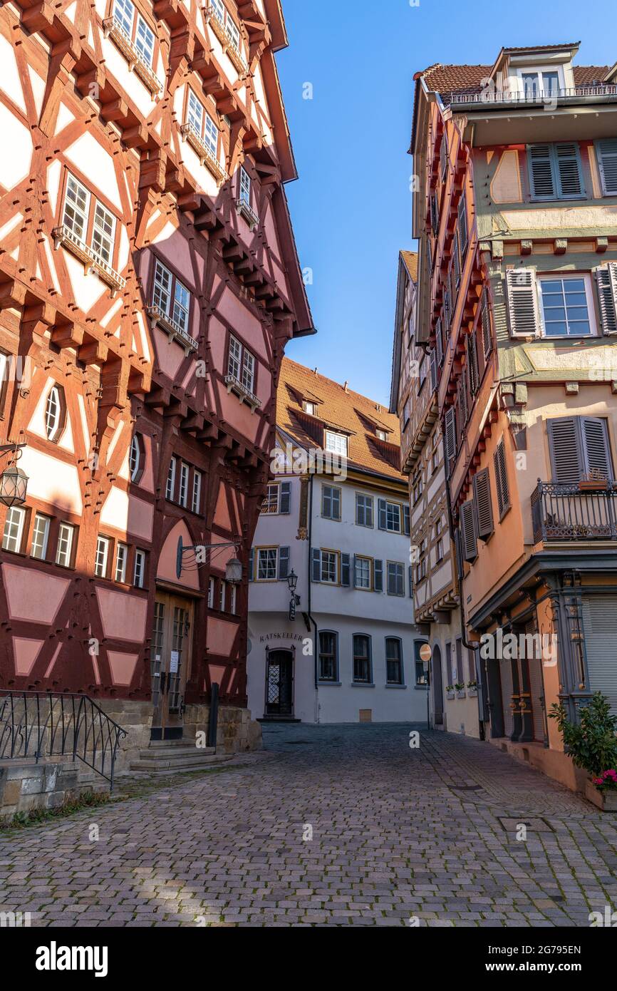 Alleyway houses hires stock photography and images Alamy