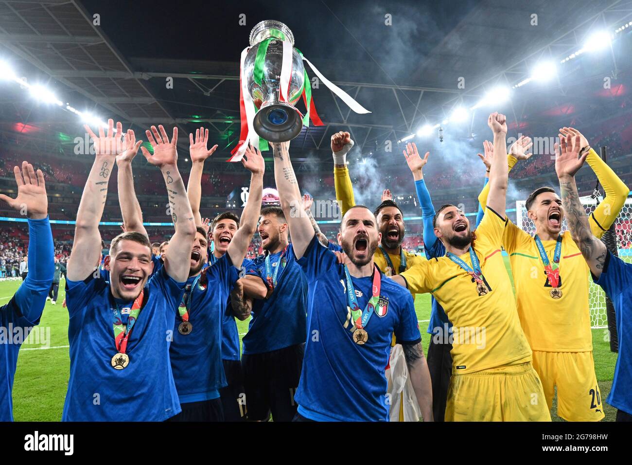 Italy euro 2020 trophy hi-res stock photography and images - Alamy