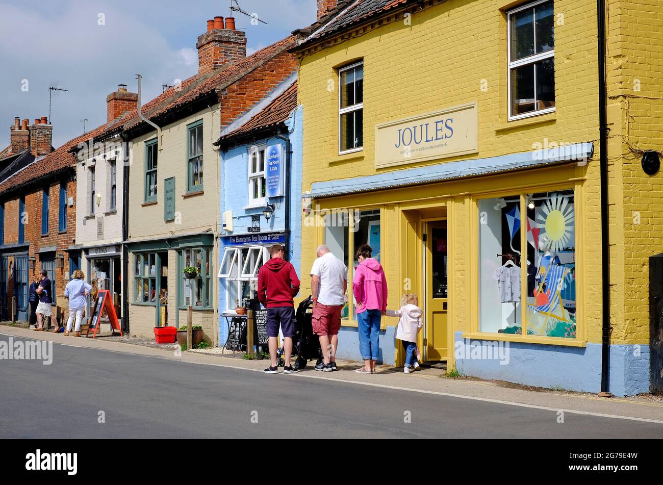 Shops in burnham market hires stock photography and images Alamy