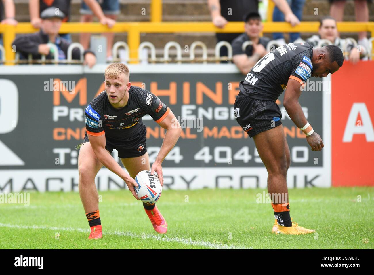 Castleford, England - 11 July 2021 - Jack Sadler of Castleford Tigers in action during the Rugby League Betfred Super League Castleford Tigers vs Salford Red Devils at The Mend-A-Hose Stadium, Castleford, UK  Dean Williams/Alamy Live Stock Photo