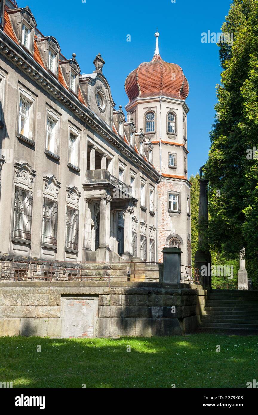 Palace in Brynek, Gmina Tworóg, Tarnowskie Góry County, Silesian  Voivodeship, Poland, Europe Stock Photo - Alamy