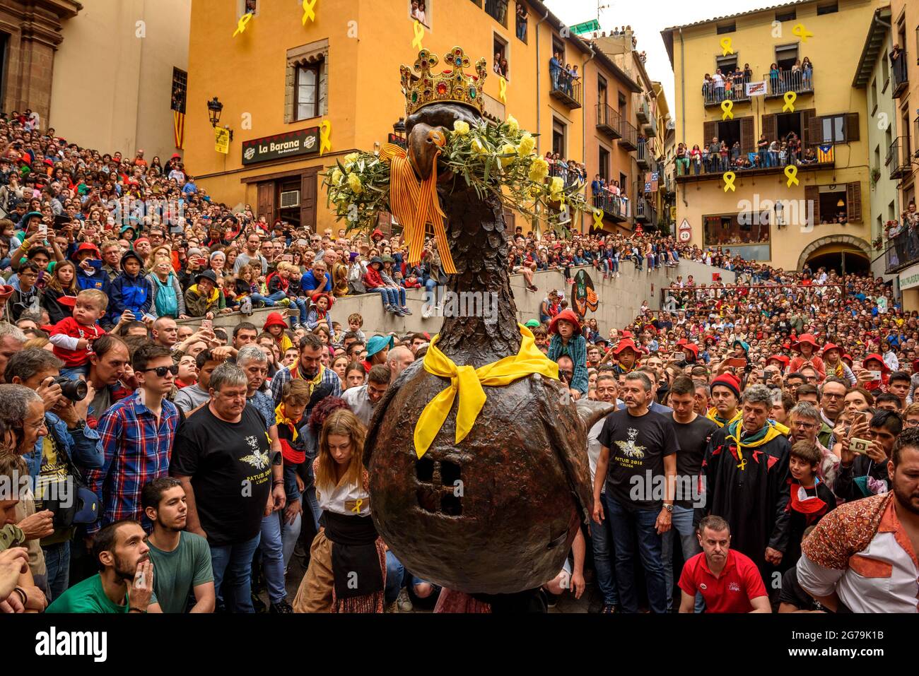 Dance of L'Àliga (the Eagle) in the Patum de Berga festival, UNESCO World intangible cultural heritage (Barcelona, Catalonia, Spain) Stock Photo