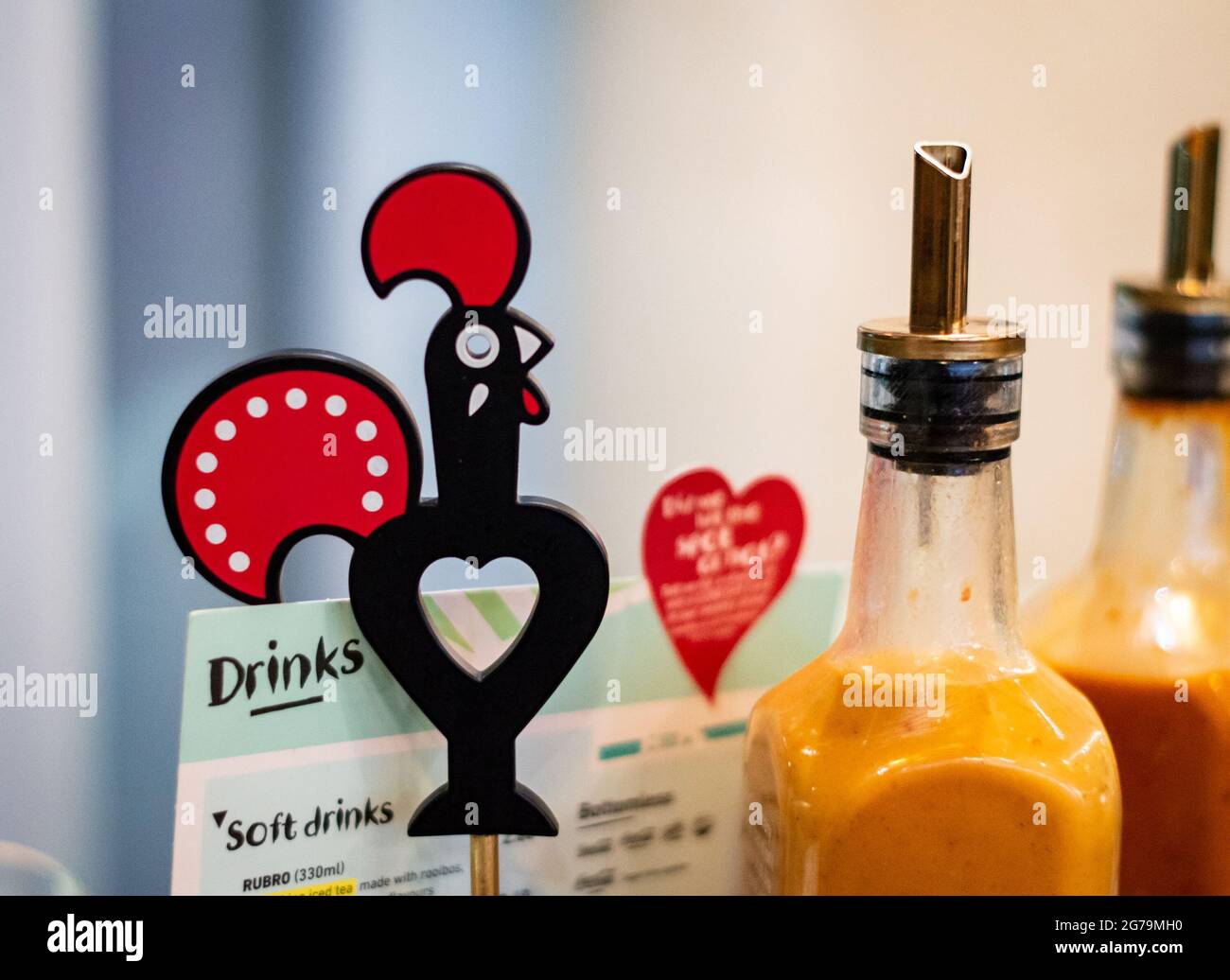 Nandos logo hi-res stock photography and images - Alamy