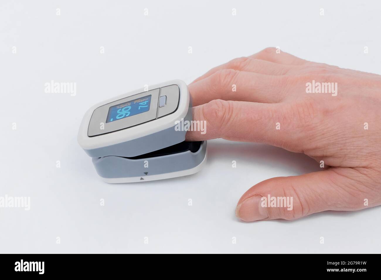 Measuring oxygen levels hires stock photography and images Alamy