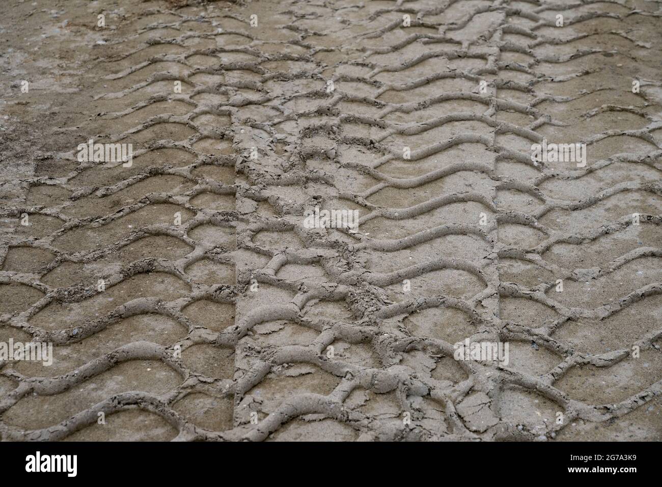 Germany, Bavaria, Upper Bavaria, Altötting district, gravel pit, gravel mining, tire tracks of a loader, detail Stock Photo