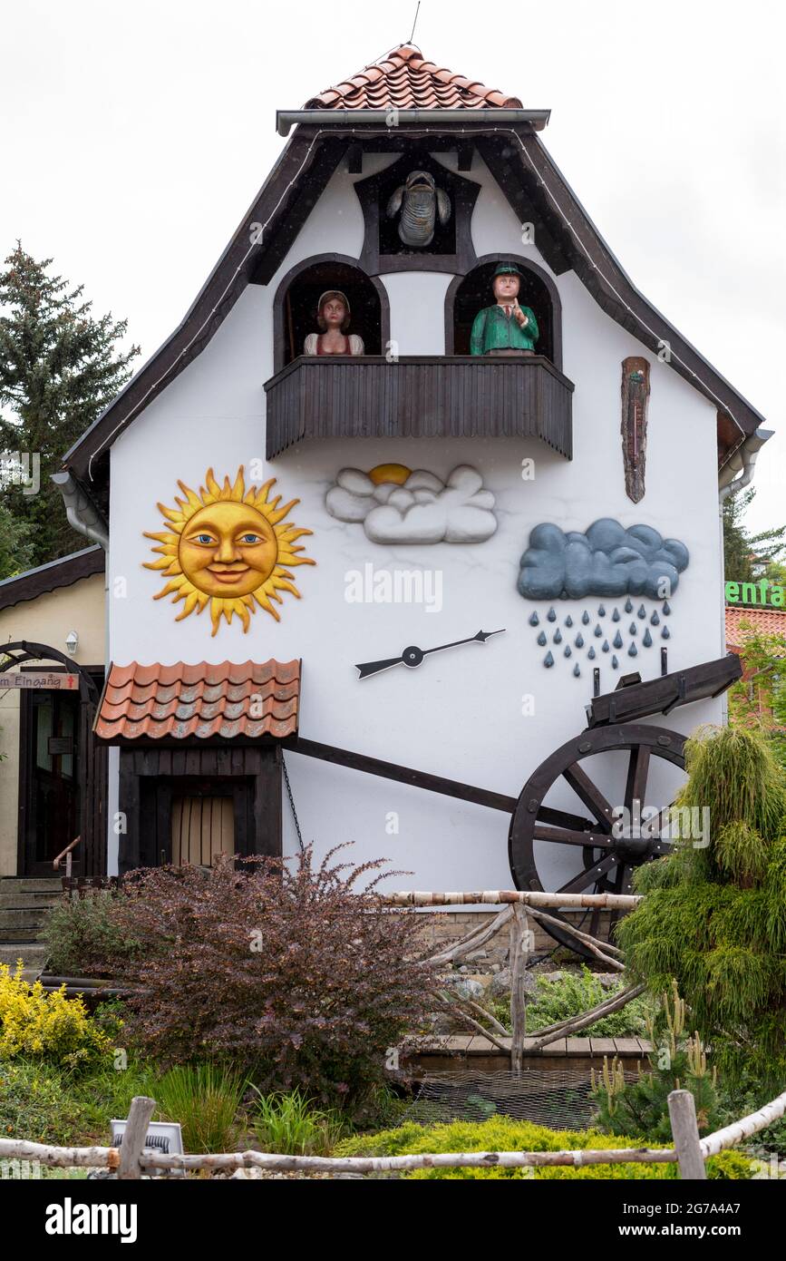 Germany, Saxony-Anhalt, Harz, Gernrode, weather house, arrow says rain. Stock Photo