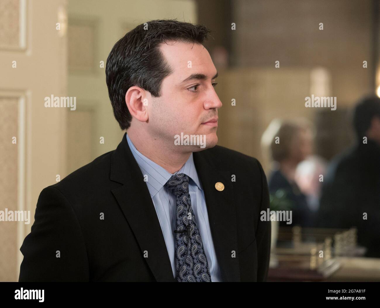 Statewide chair hi-res stock photography and images - Alamy
