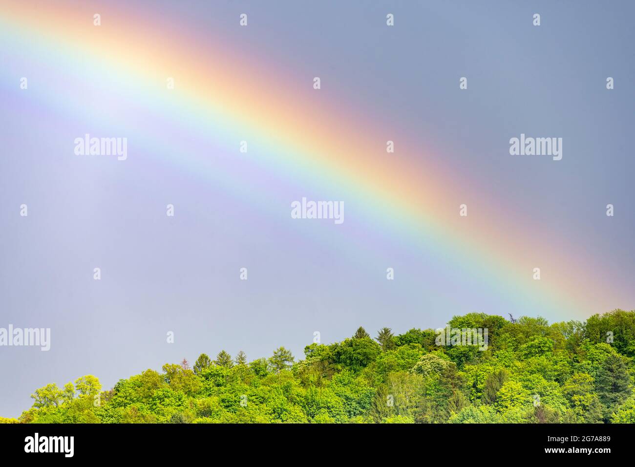 Colourful rainbow background hi-res stock photography and images - Alamy