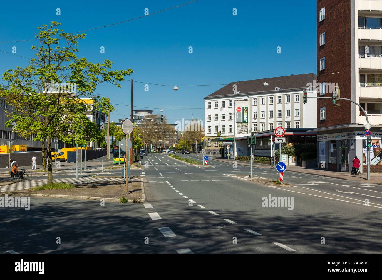 Friedrich strasse station hi-res stock photography and images - Alamy