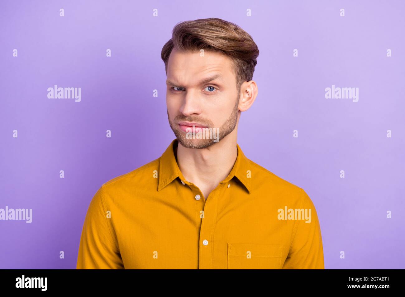 Raise eyebrow hires stock photography and images Alamy