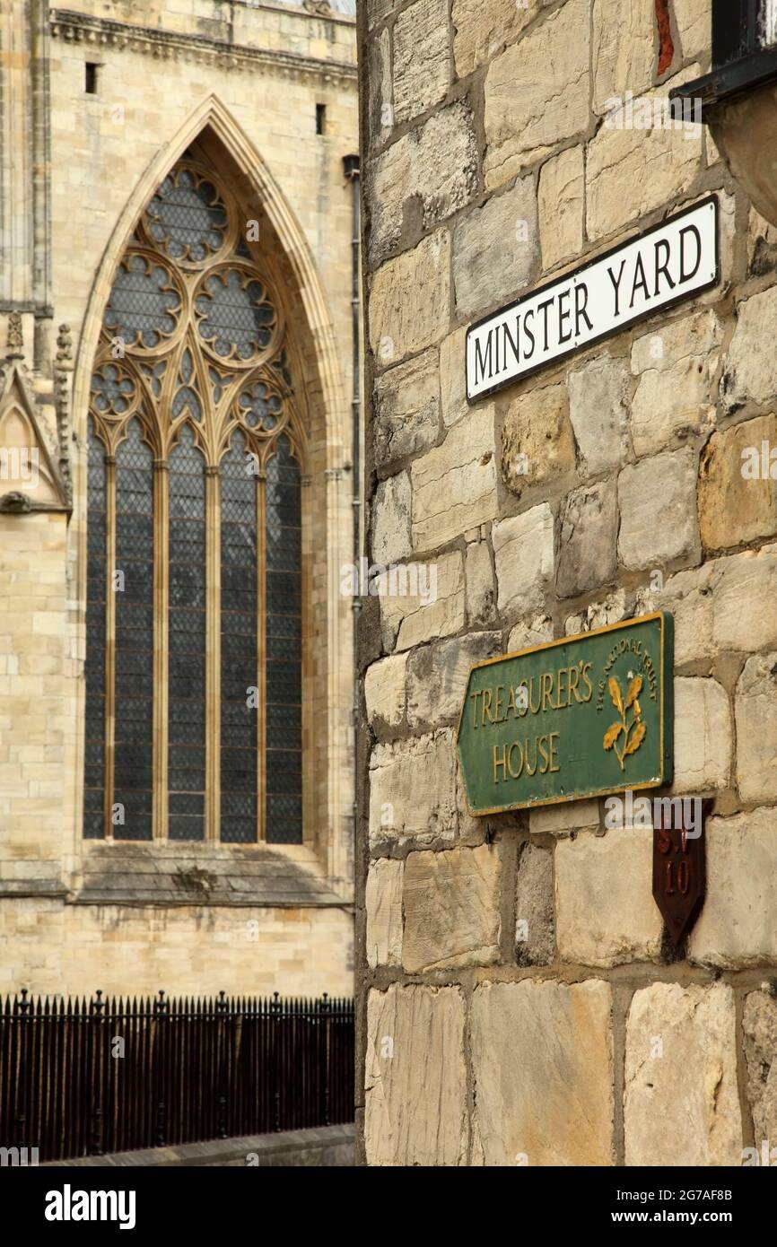 Minster Yard and sign to the Treasurers House near York Minster, York, UK. Stock Photo
