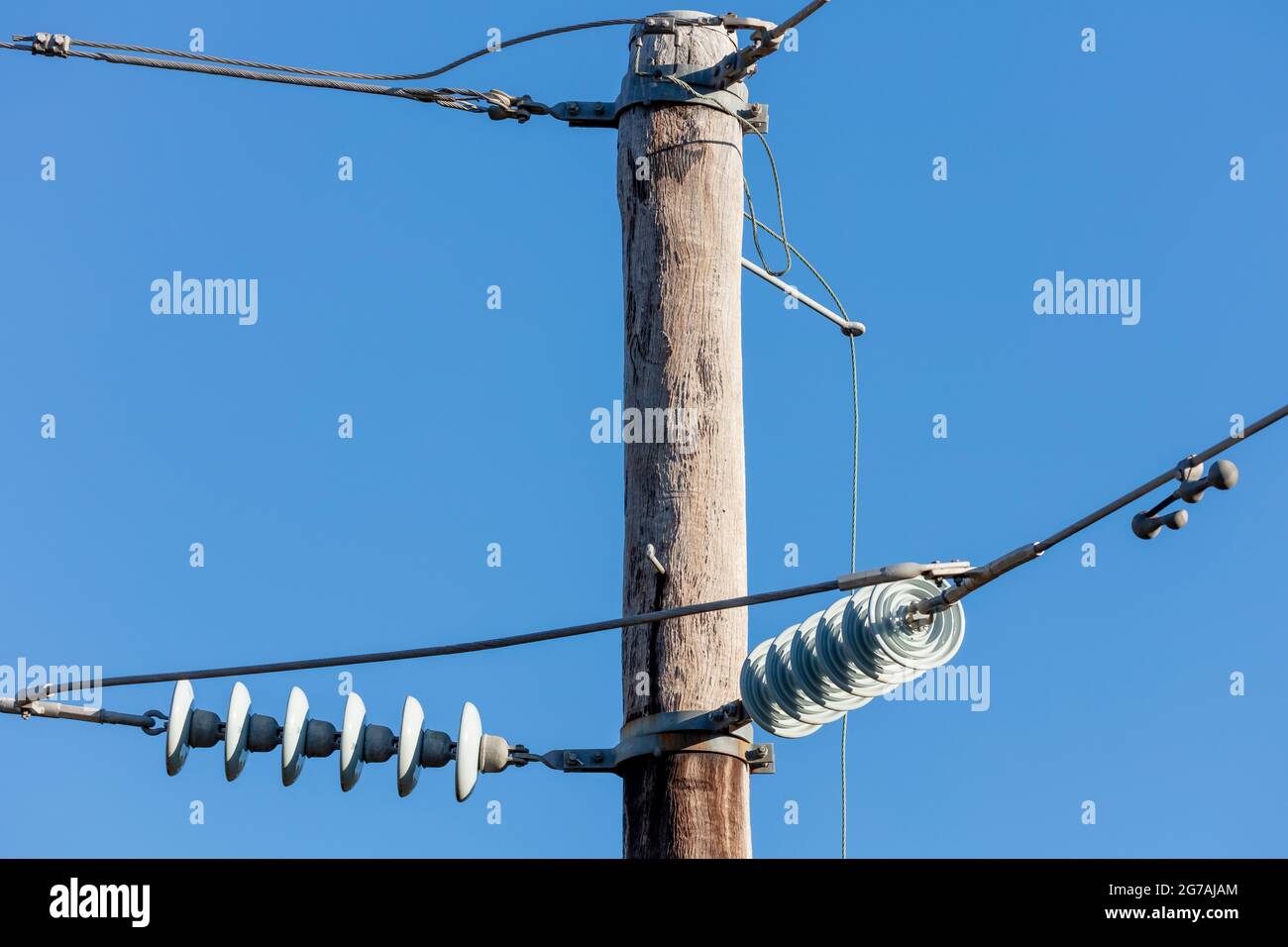 Photograph of a transmission line cable system connected to an assembly