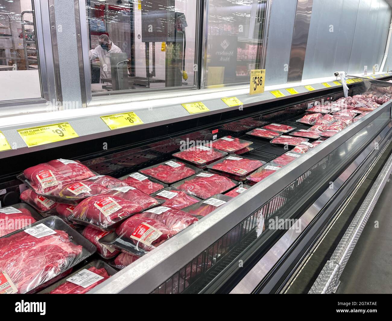 Meat aisle grocery hires stock photography and images Alamy