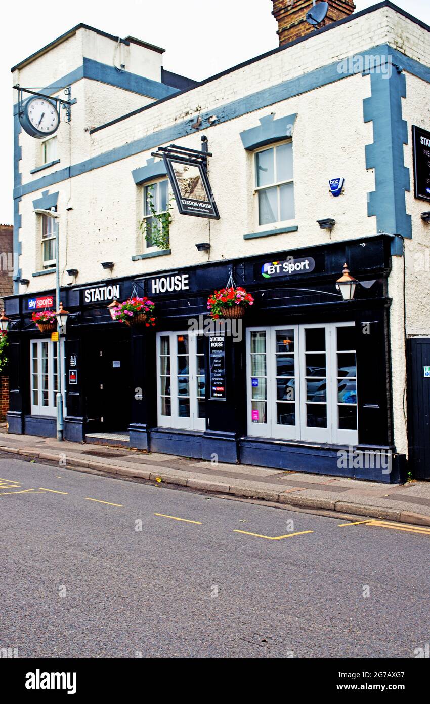 Station House Pub High Resolution Stock Photography And Images Alamy Station House Pub High Resolution Stock Photography And Images Alamy