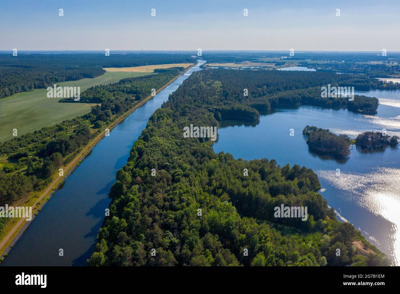Germany, Saxony-Anhalt, Niergripp, Elbe-Havel Canal, Niegripper See, river landscape, lake landscape Stock Photo