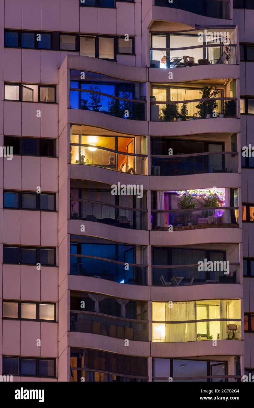 Vienna, apartment house, lit apartments, loggias, highrise Hochhaus