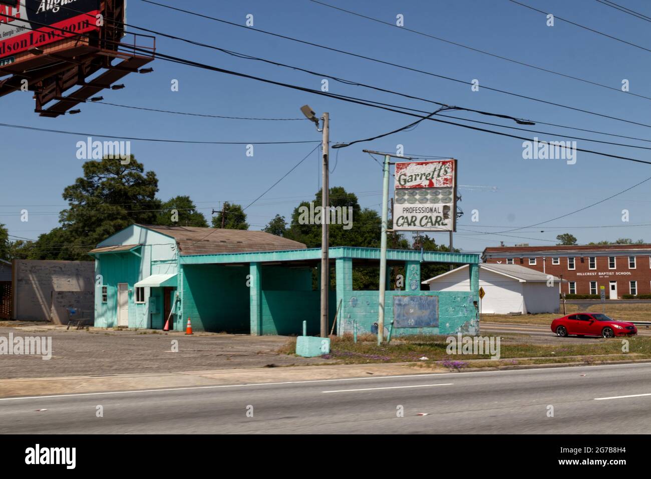 Augusta, Ga USA 04 22 21 Old vintage retro coin operated car wash