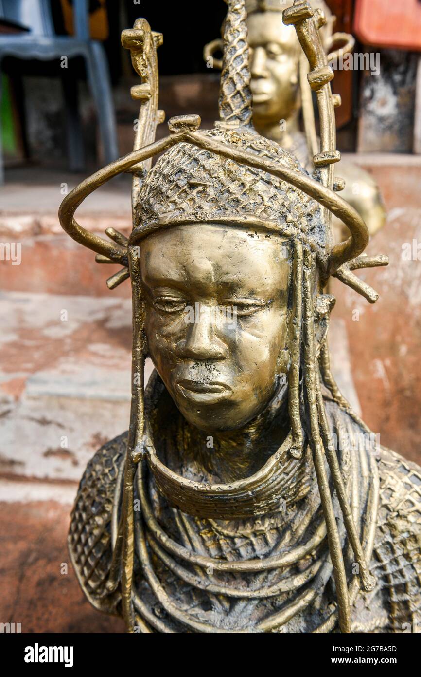 Copper souvenirs, Benin city, Nigeria Stock Photo - Alamy