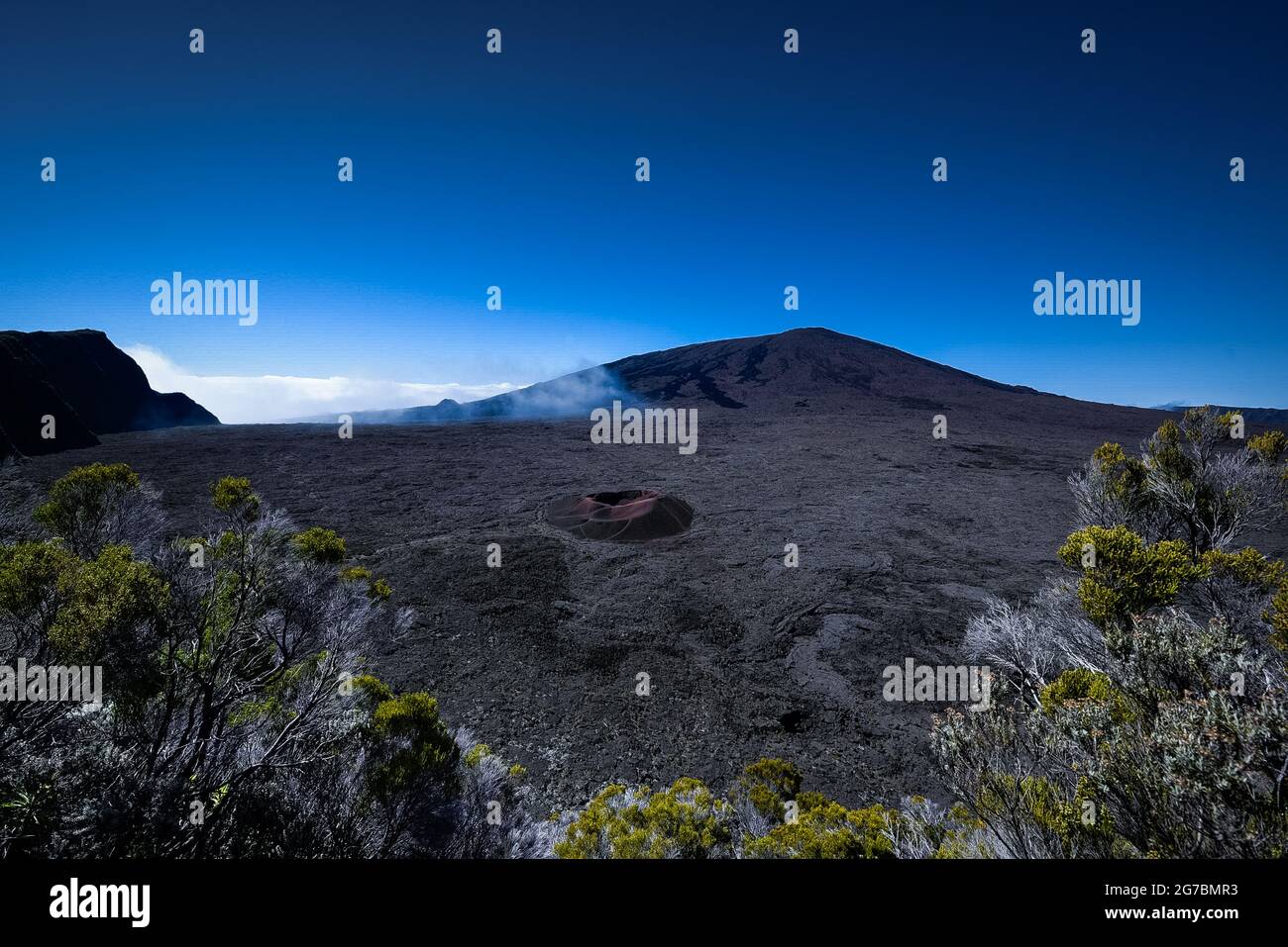 Piton de la fournaise caldera Stock Photo Alamy