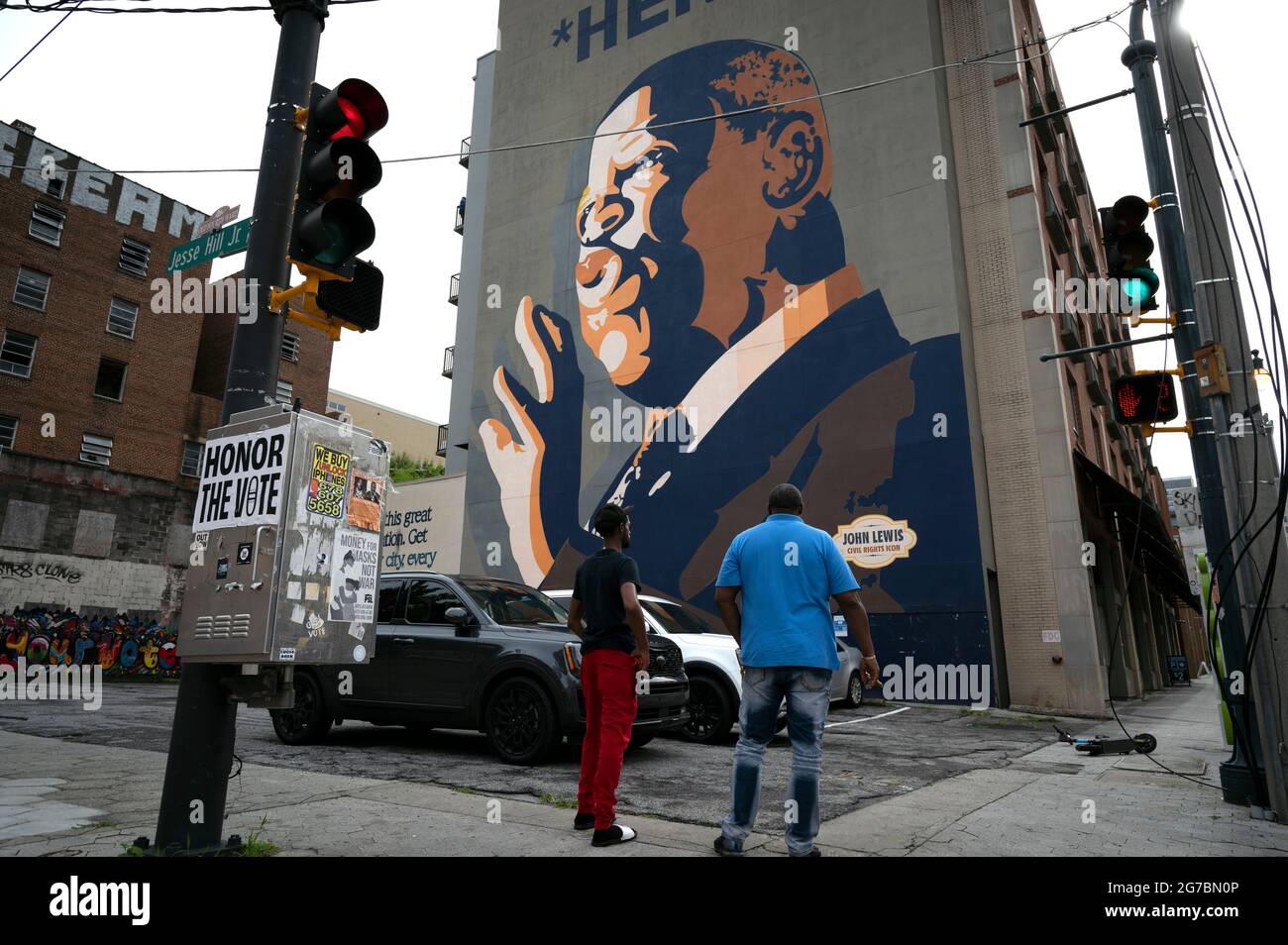 Atlanta, USA. 12th July, 2021. Two visitors to Atlanta view