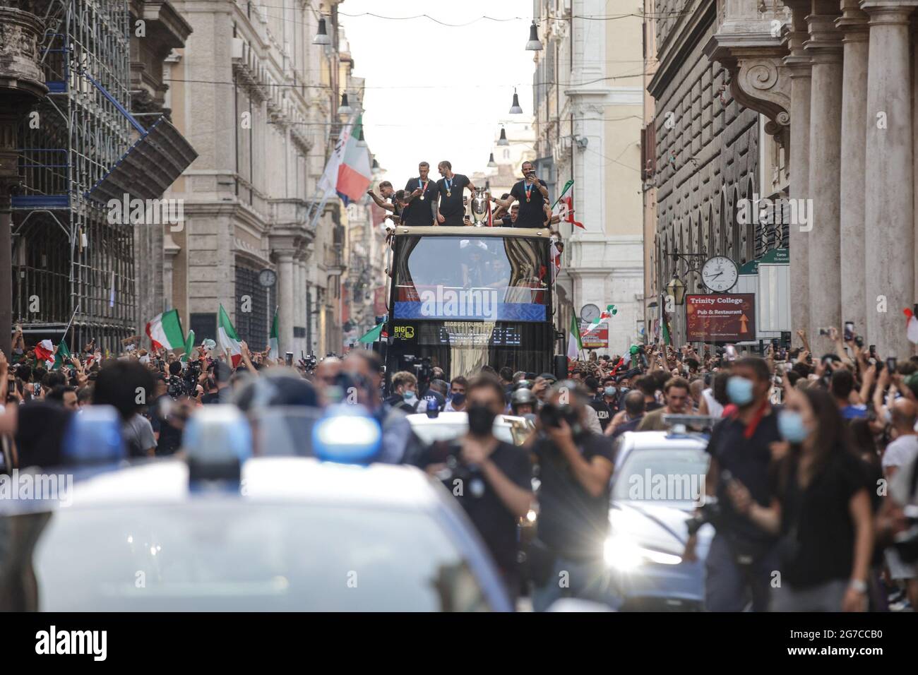 Italian National celebrates, the Open Bus passes through the streets of