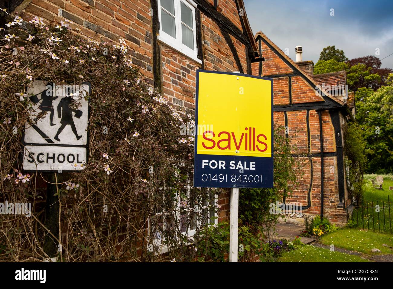 UK, England, Buckinghamshire, Hambleden Valley, Turville, old fashioned