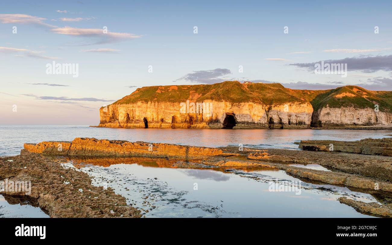 Thornwick Bay Hi res Stock Photography And Images Alamy thornwick-bay-hi-res-stock-photography-and-images-alamy