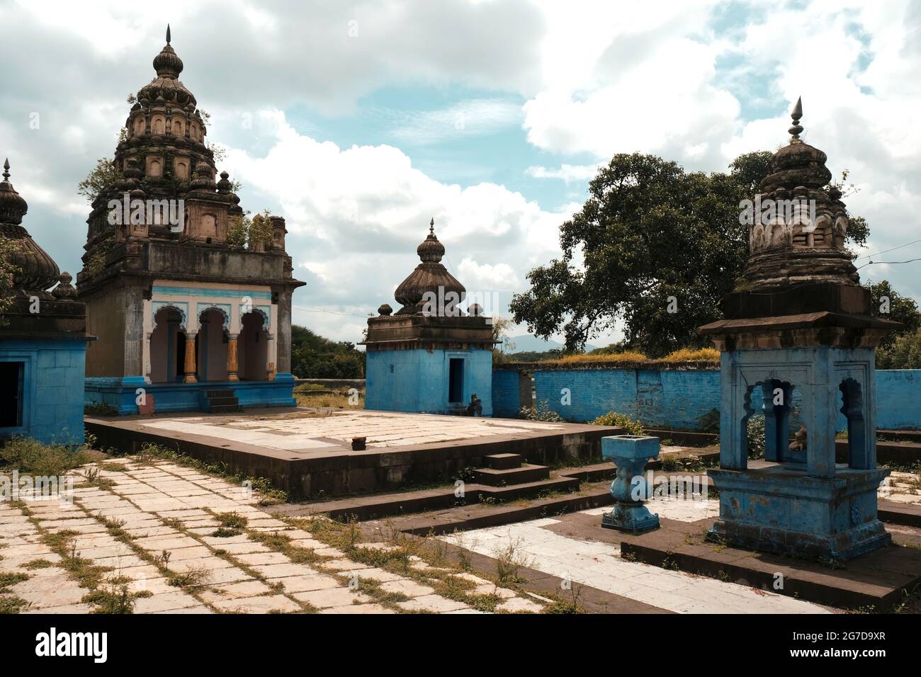 Most beautiful temples hi-res stock photography and images - Alamy