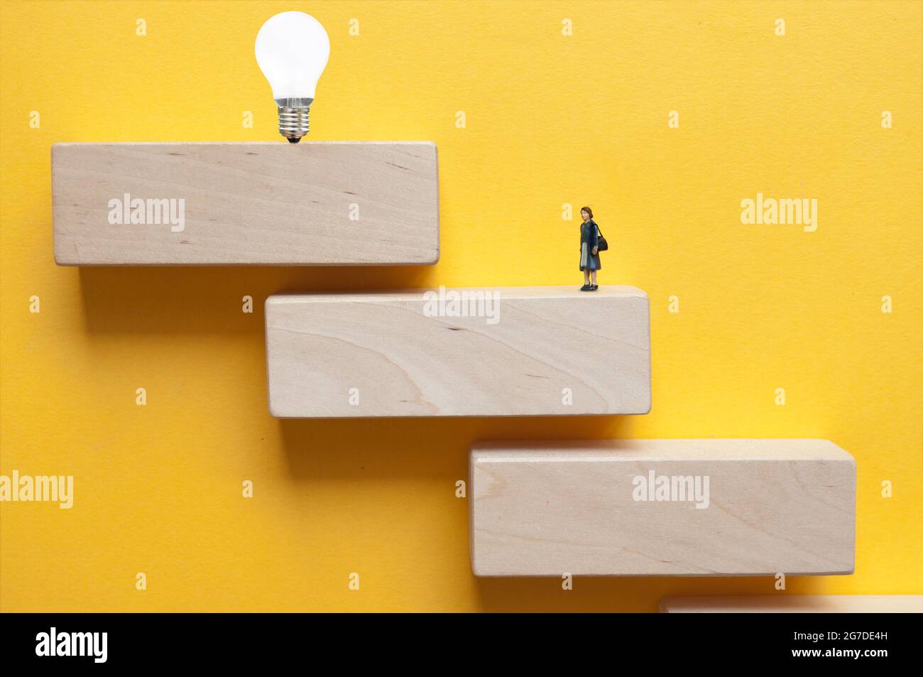 Gender inequality light hi-res stock photography and images - Alamy
