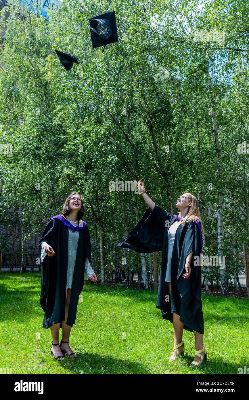 London, UK. 13th July, 2021. American tudents celebrate their ...