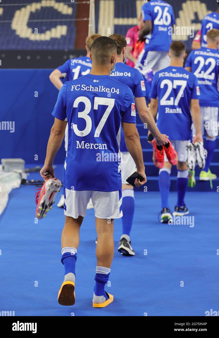 Gelsenkirchen, Deutschland. 13th July, 2021. firo: 13.07.2021, Fuvuball, 2nd Bundesliga, season 2021/2022, FC Schalke 04, portrait date, Levent MERCAN on the way to the team photo Credit: dpa/Alamy Live News Stock Photo