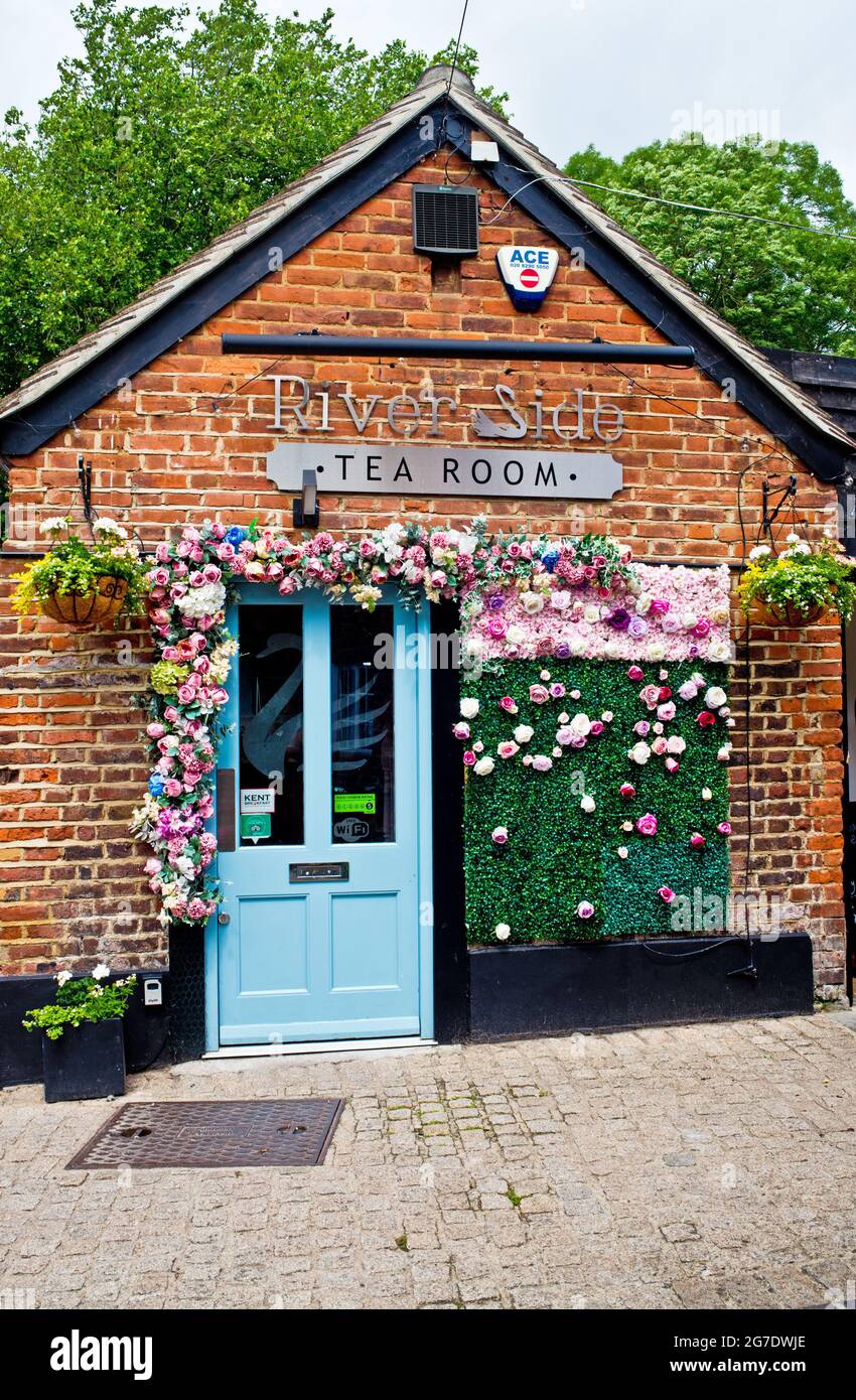 Riverside Tea Room, Eynsford, Kent, England Stock Photo Alamy