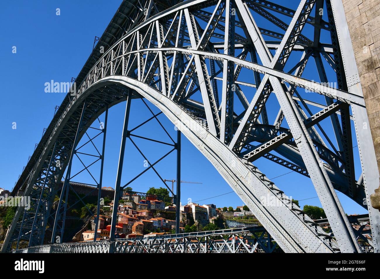 Deck arch bridge hi-res stock photography and images - Alamy