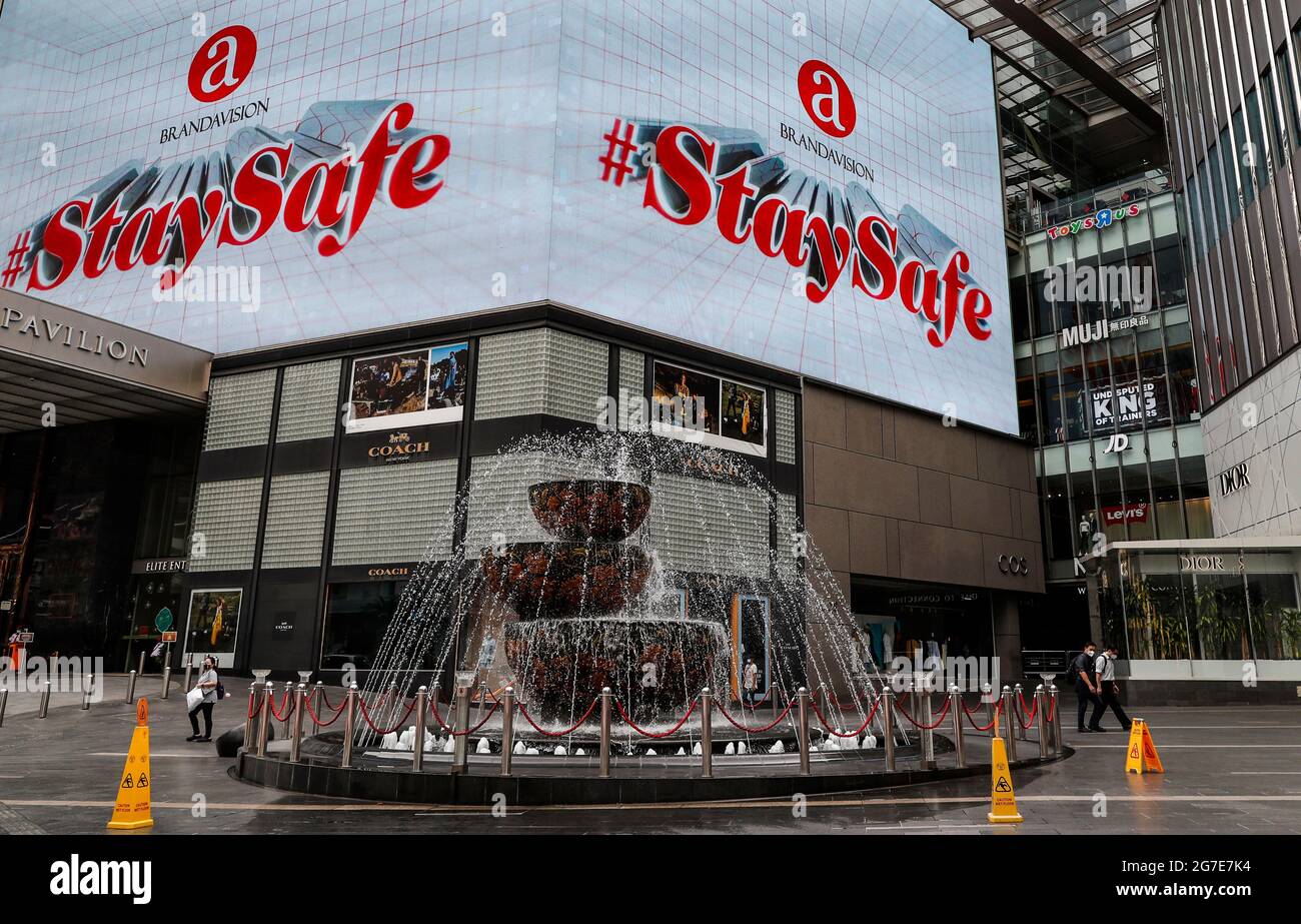 Kuala Lumpur Malaysia 13th July 2021 People Seen Walking In Front Of A Closed Shopping Mall Photo By Wong Fok Loy Sopa Images Sipa Usa Credit Sipa Usa Alamy Live News Stock Photo Alamy