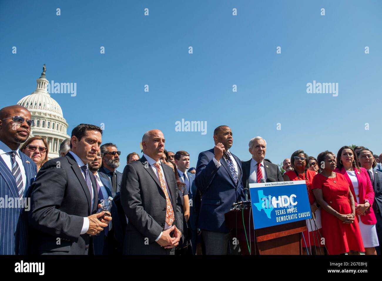 Representative Image For Outside In Members of the texas house of representatives hi-res stock photography ...