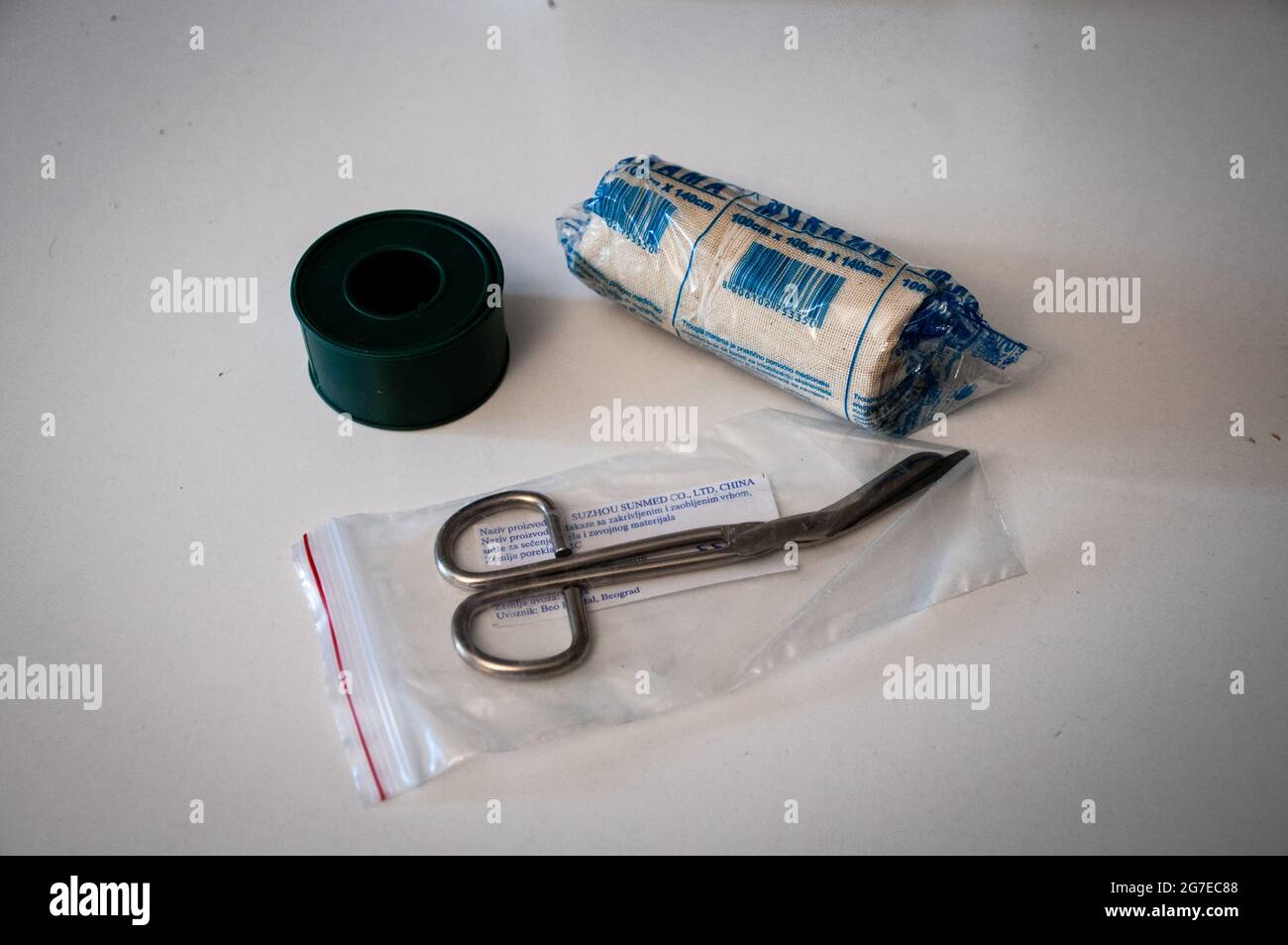 Medical Dressing High Resolution Stock Photography and Images - Alamy
