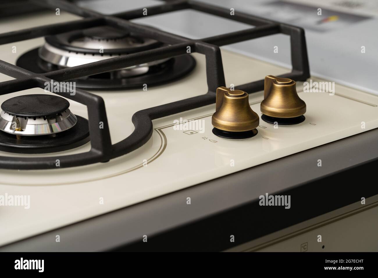 Knob switch on the electric stove closeup Stock Photo Alamy