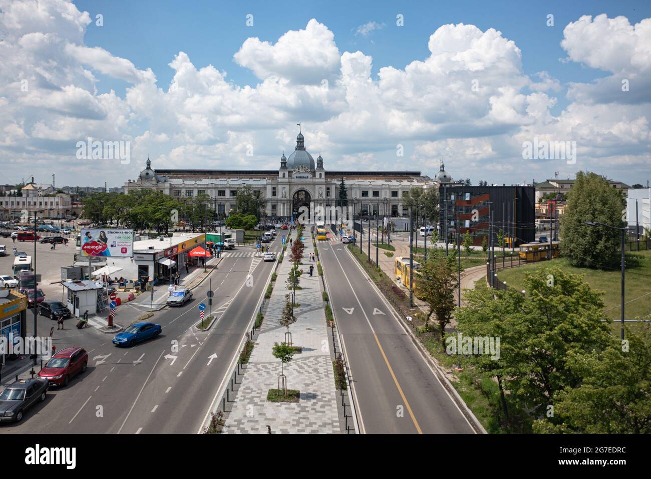 Lviv station train 2021 hi-res stock photography and images - Alamy