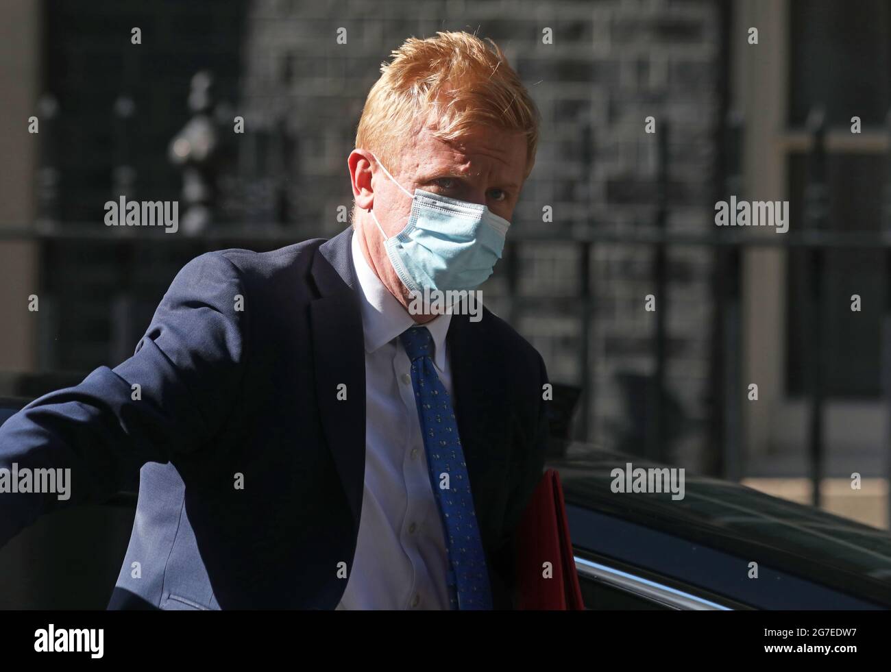 Culture Secretary Oliver Dowden arrives in Downing Street, London. Stock Photo